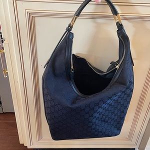 Vintage Gucci bucket bag